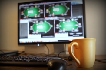 Tips for Winning Online Poker Games